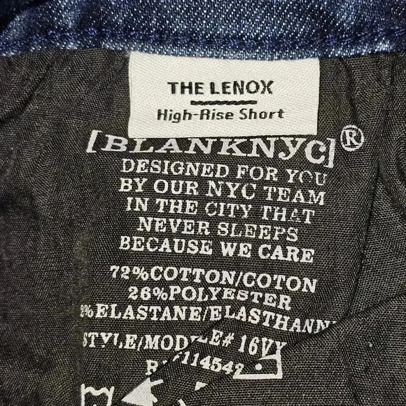 BlankNyc The Lenox High Rise Short Dark Wash Button Fly Raw Hem Sz 26 - Picture 11 of 14
